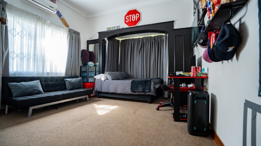 4 Bedroom Property for Sale in Wilkoppies North West